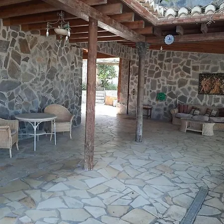 Los Almendros Rural Villa *