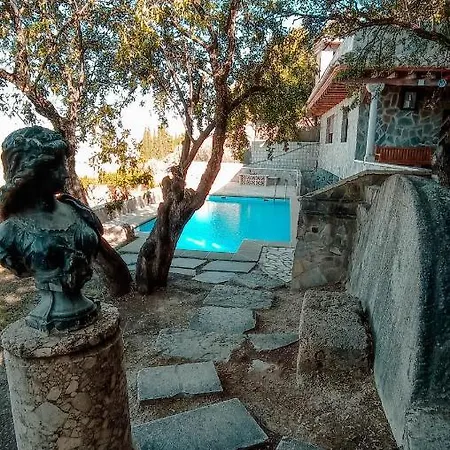 Villa Los Almendros Rural *