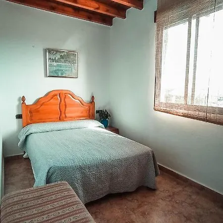 Los Almendros Rural *